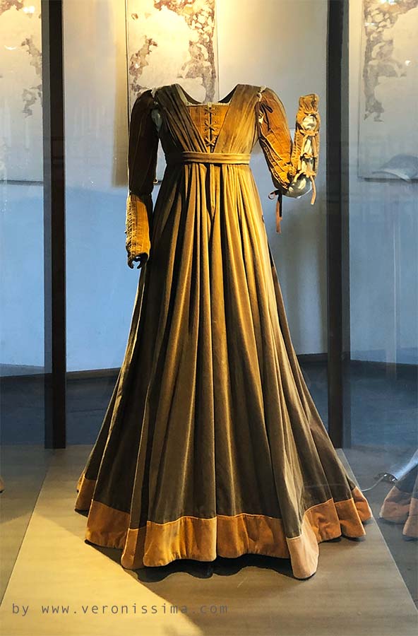 abito medievale usato per il film Romeo e Giulietta di Zeffirelli