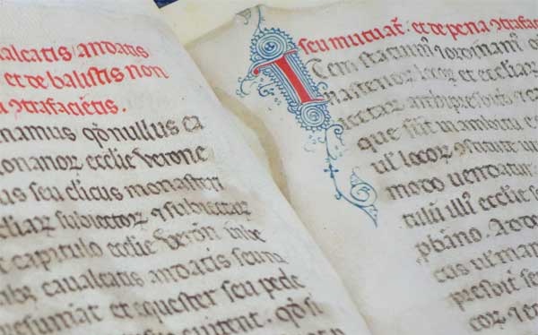 manoscritto su pergamena della Biblioteca Capitolare di Verona