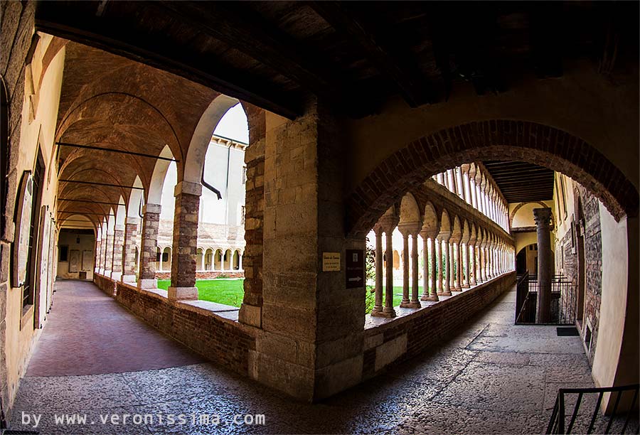 The cloister of the Capitolare library