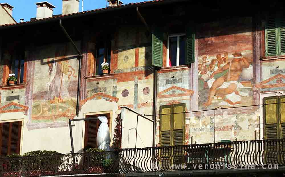 Painted facade of Mazzanti houses
