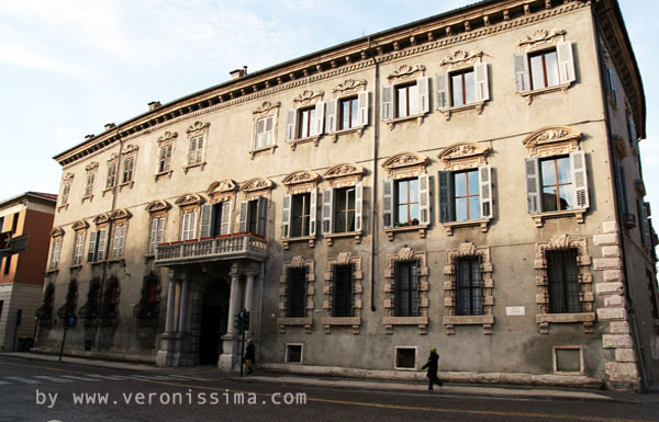 Palazzo Carlotti