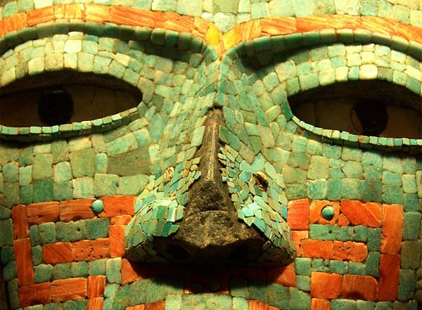 maschera di giada precolombiana