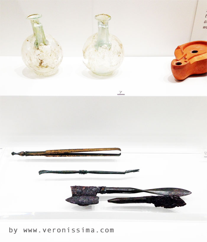 Roman grave goods composed of surgical instruments