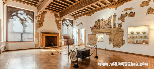 Sala delle bifore nel museo Miniscalchi Erizzo