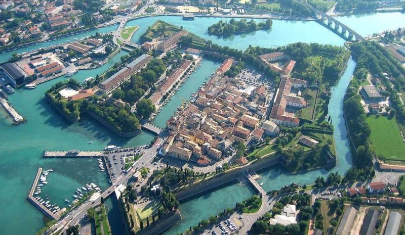 Peschiera del Garda dall'alto