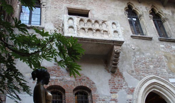 Il balcone di Giulietta a Verona