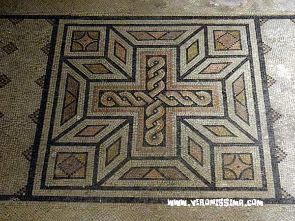 Particolare di mosaico di una domus romana
