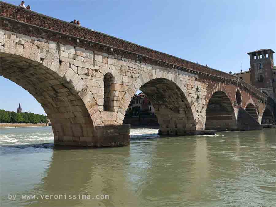 ヴェローナローマ時代橋