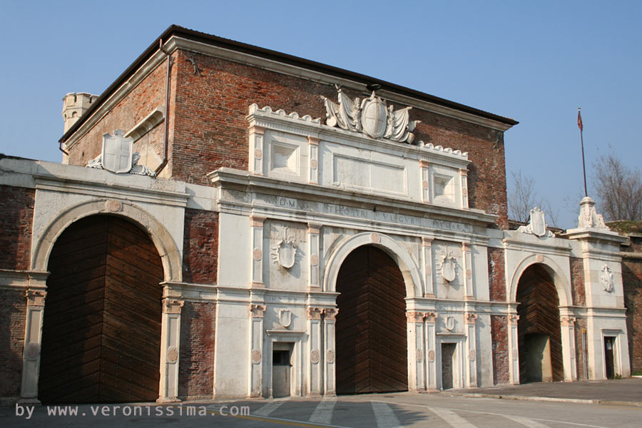 Porta Vescovo