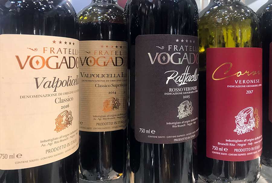 Quattro bottiglie di vino Fratelli Vogadori